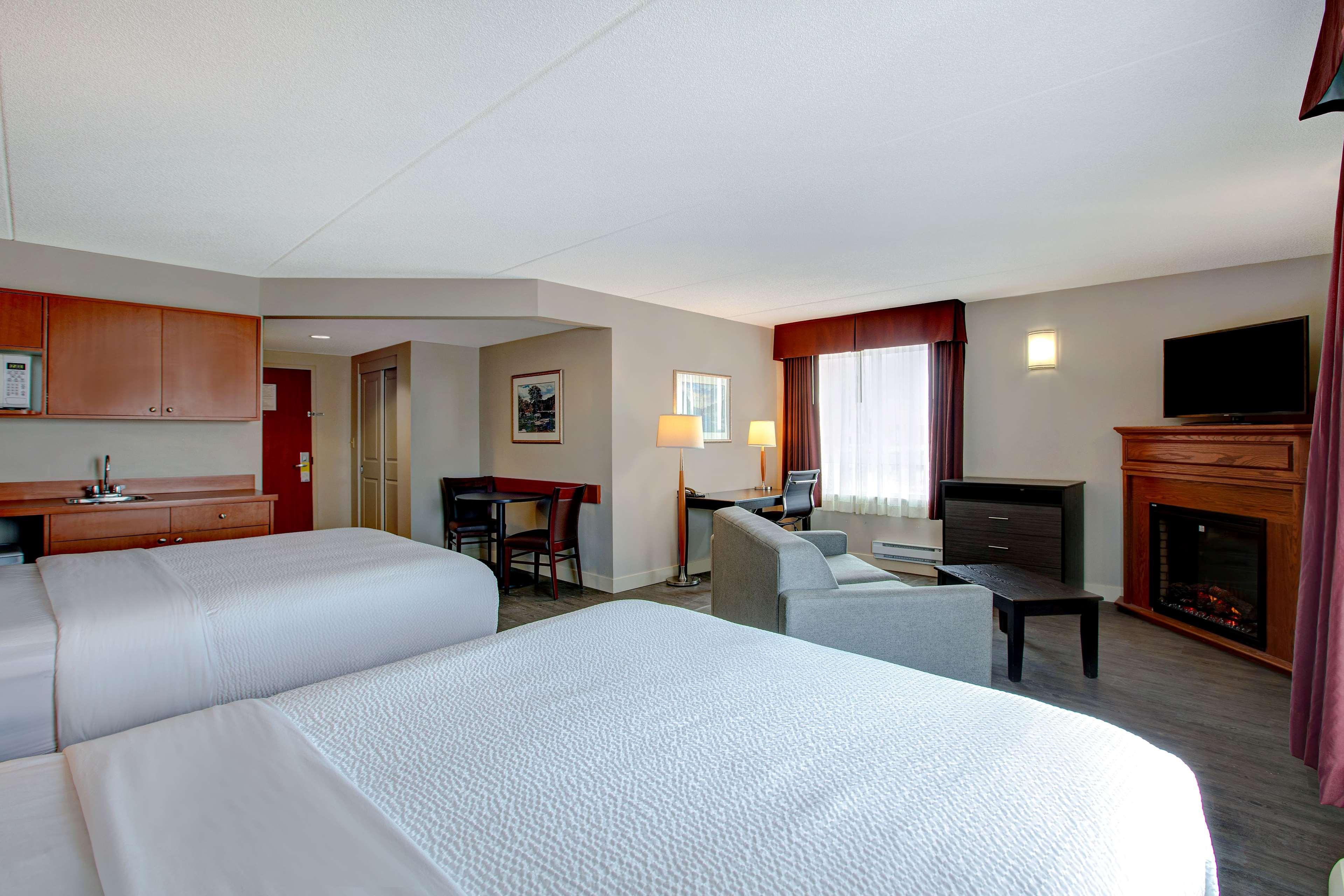 Days Inn & Suites By Wyndham Collingwood Dış mekan fotoğraf