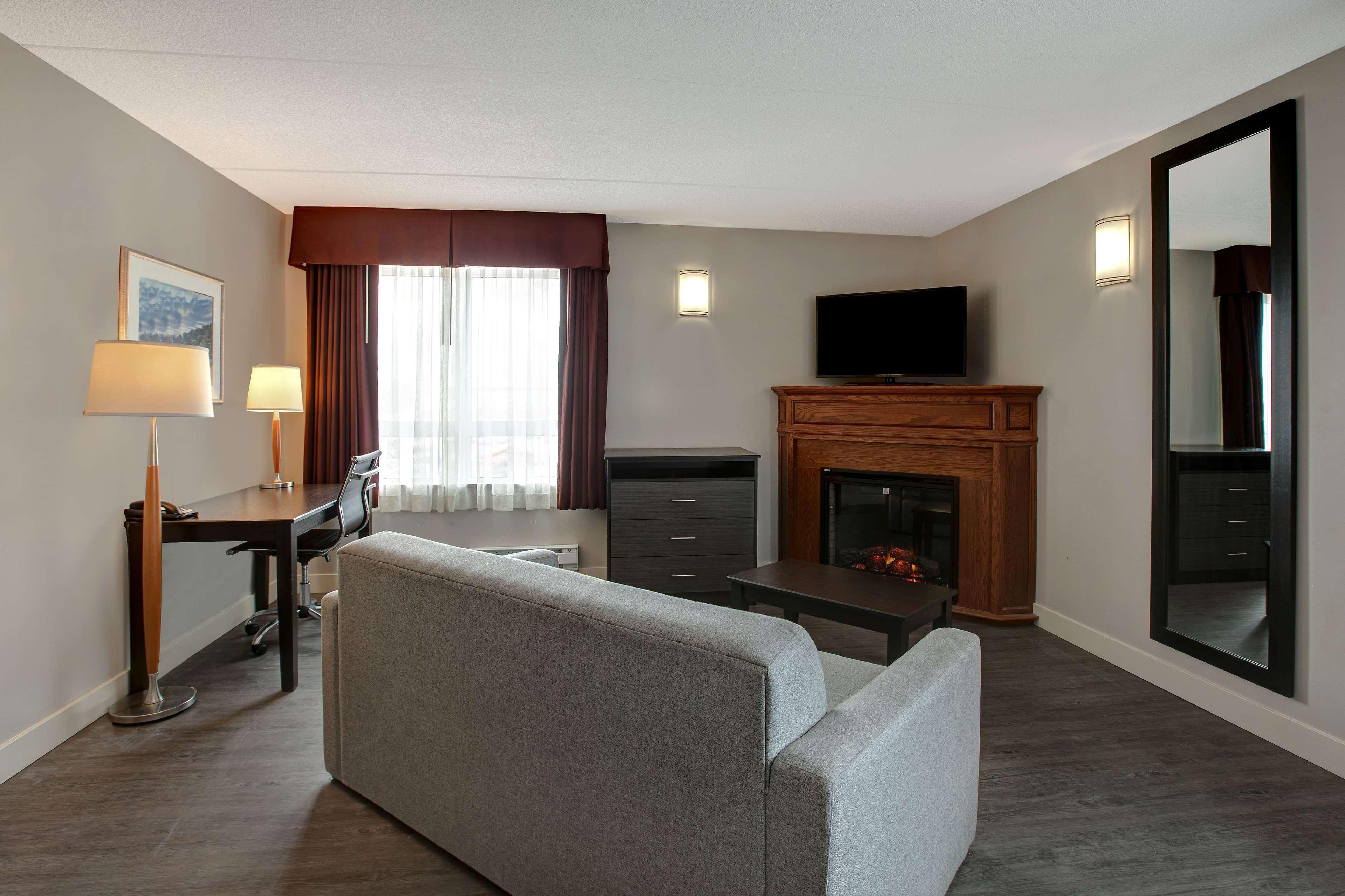 Days Inn & Suites By Wyndham Collingwood Dış mekan fotoğraf