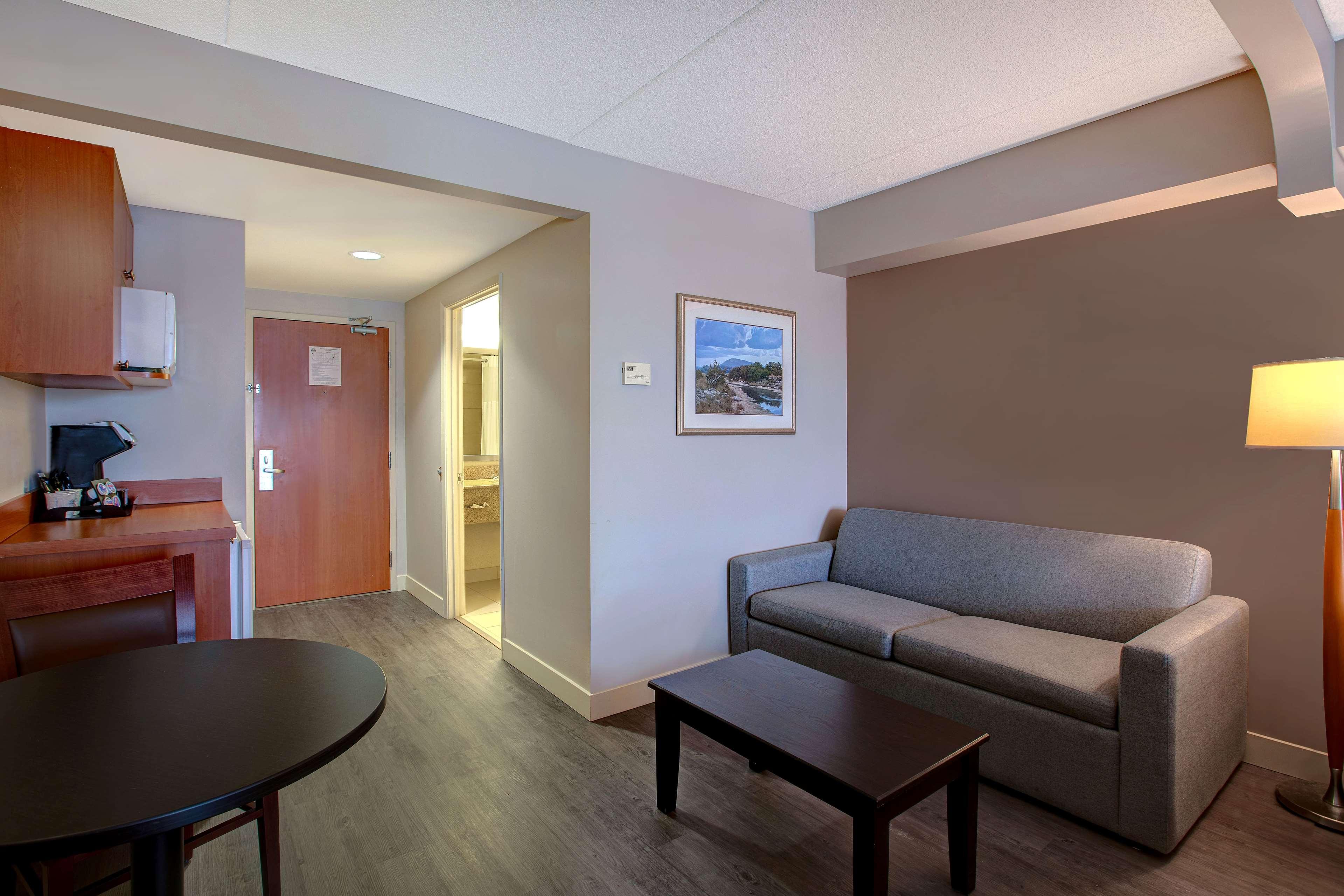 Days Inn & Suites By Wyndham Collingwood Dış mekan fotoğraf