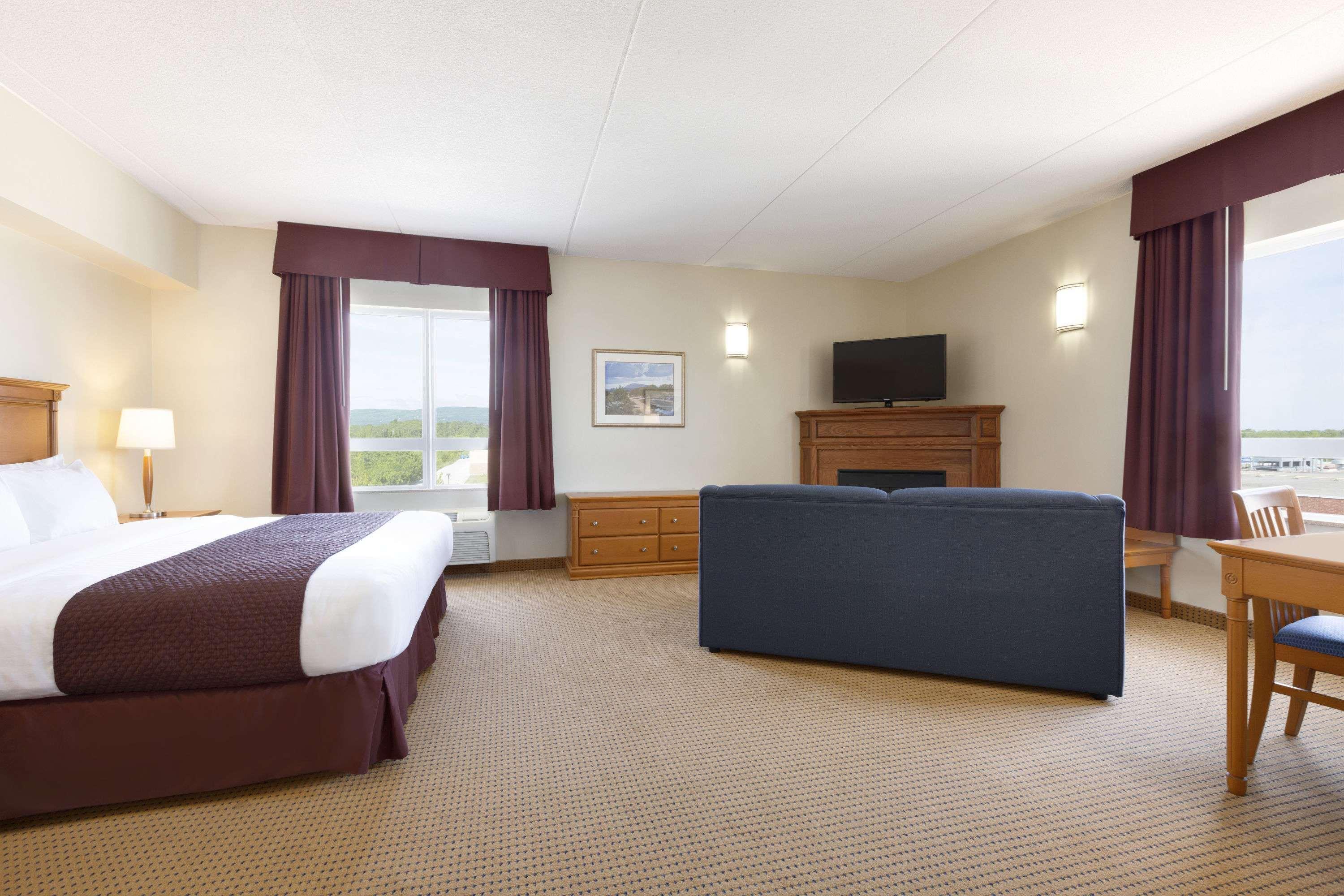 Days Inn & Suites By Wyndham Collingwood Dış mekan fotoğraf